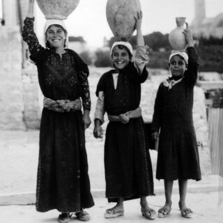 Sisters, taken between 1898 and 1946. G. Eric and Edith Matson Collection