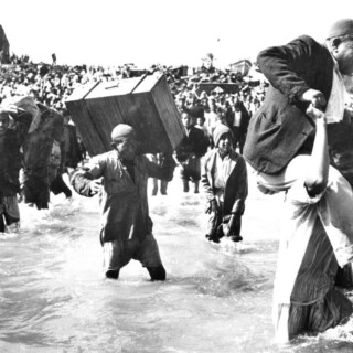 Palestine refugees initially displaced to Beach camp in Gaza board boats to Lebanon or Egypt during the first Arab-Israeli war. © 1949 UN Archives Photo by Hrant Nakashian